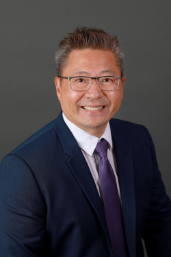 Southeastern Minnesota Oral Surgeon, Dr. Richard H. Kim